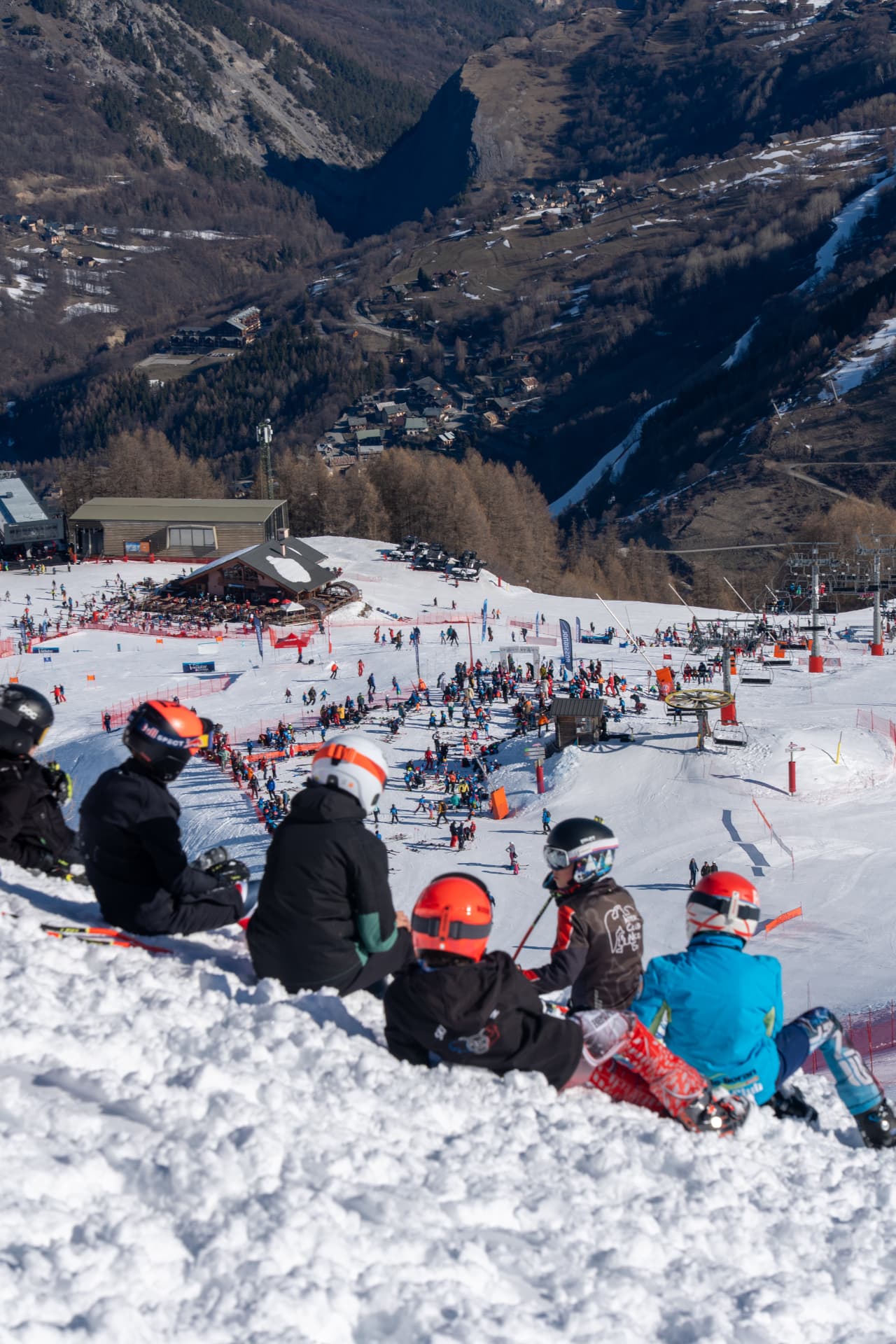 Spectateurs sur les pistes lors de la JB Cup